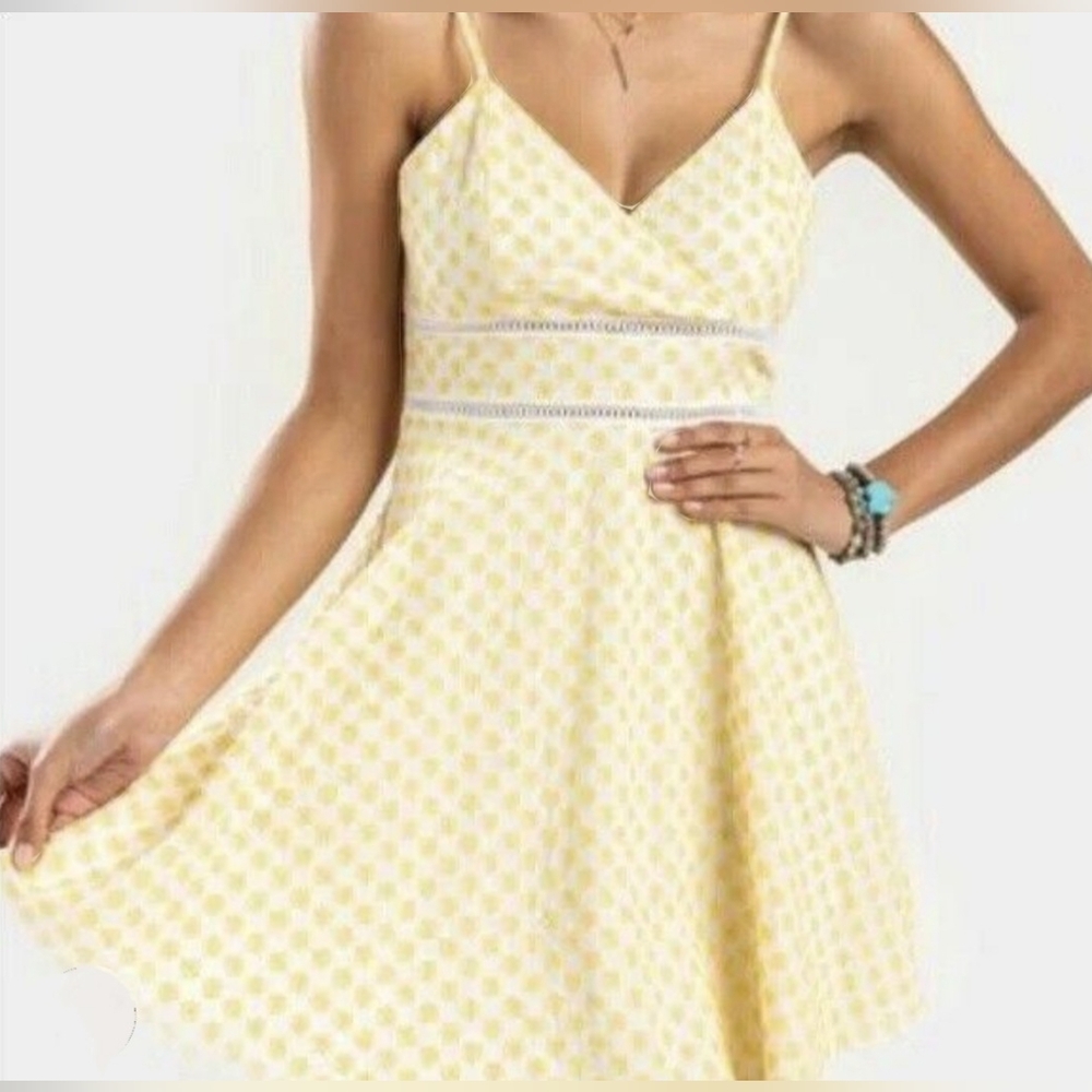 Francesca's (Trixxi) white and yellow floral dress